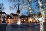 zdjęcie ratusza i rynku 